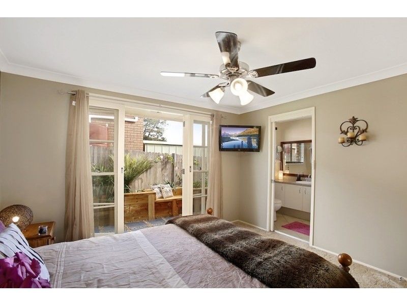 22 North Vanderville Street, The Oaks NSW 2570