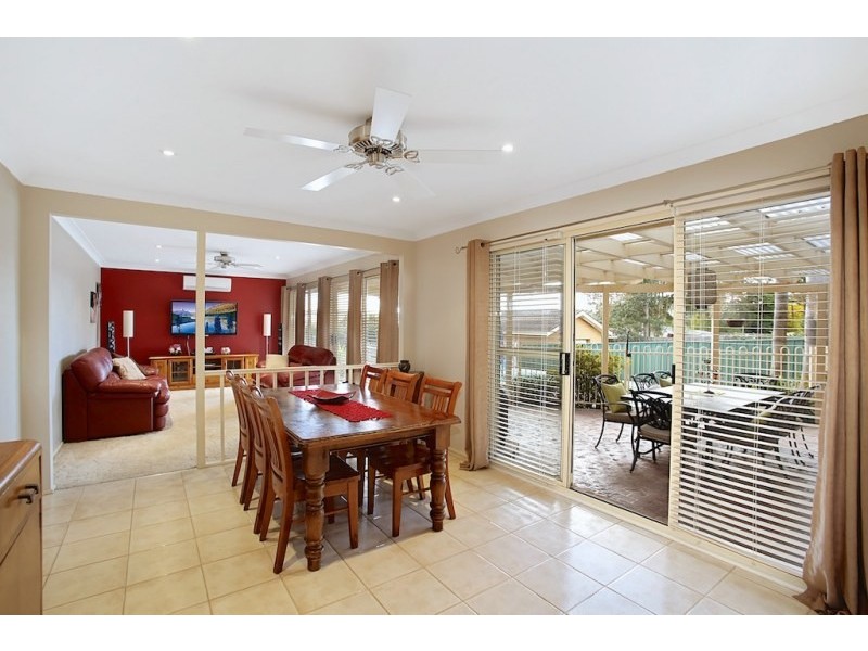 22 North Vanderville Street, The Oaks NSW 2570