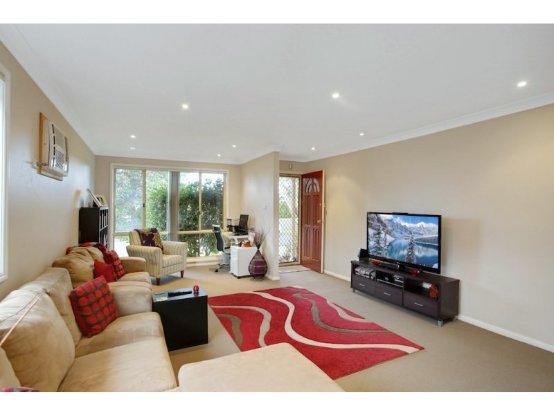 2/68 Doncaster Avenue, Narellan NSW 2567