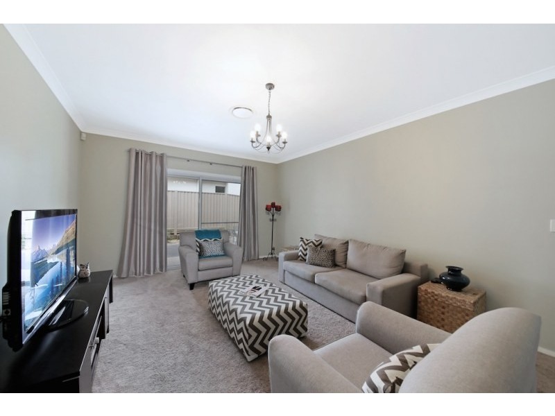 39 Hawthorne Circuit, Harrington Park NSW 2567