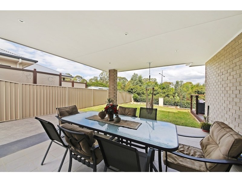 39 Hawthorne Circuit, Harrington Park NSW 2567