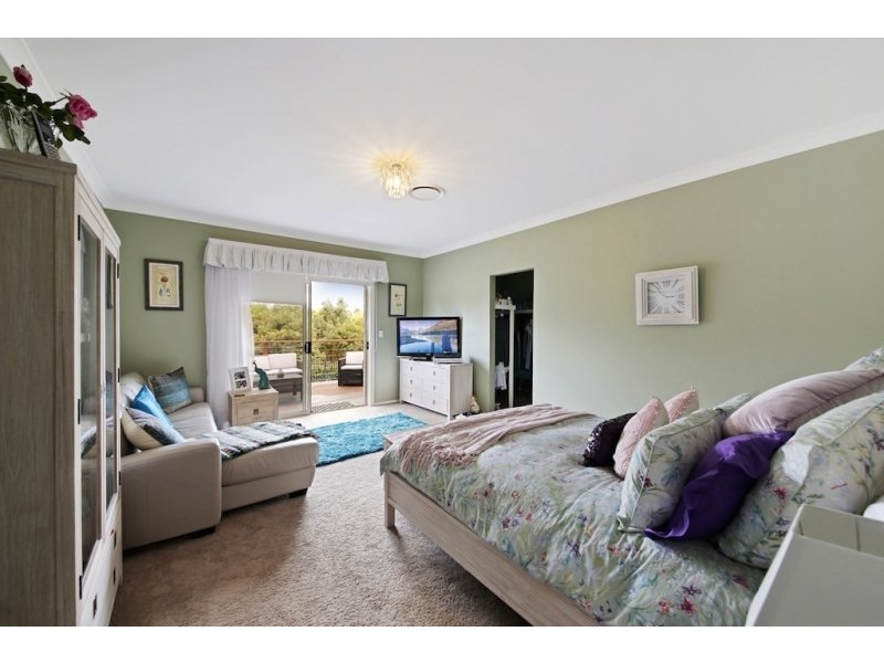 39 Hawthorne Circuit, Harrington Park NSW 2567