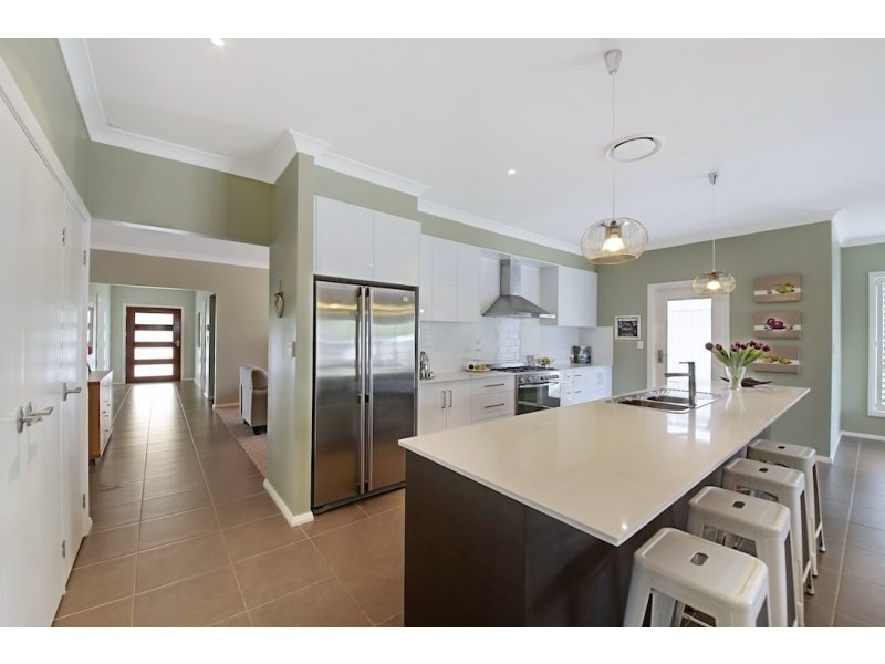 39 Hawthorne Circuit, Harrington Park NSW 2567