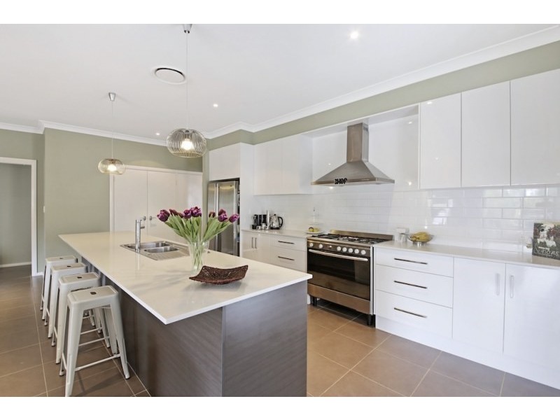 39 Hawthorne Circuit, Harrington Park NSW 2567