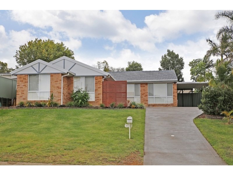 42 Boomerang Crescent, Raby NSW 2566