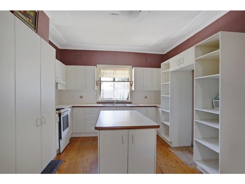 6 Glendiver Road, The Oaks NSW 2570