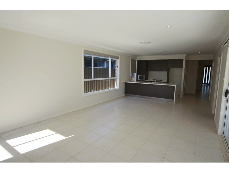 39 Butler Avenue, Gregory Hills NSW 2557