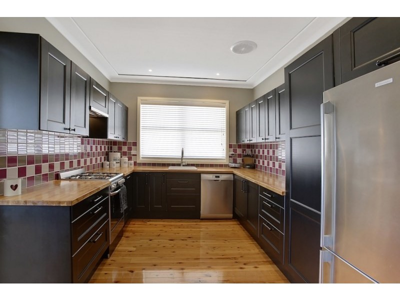 20 Murrandah Avenue, Camden NSW 2570