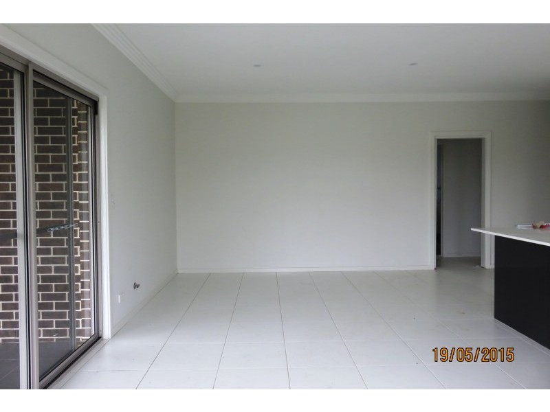 58 Easton Avenue, Spring Farm NSW 2570