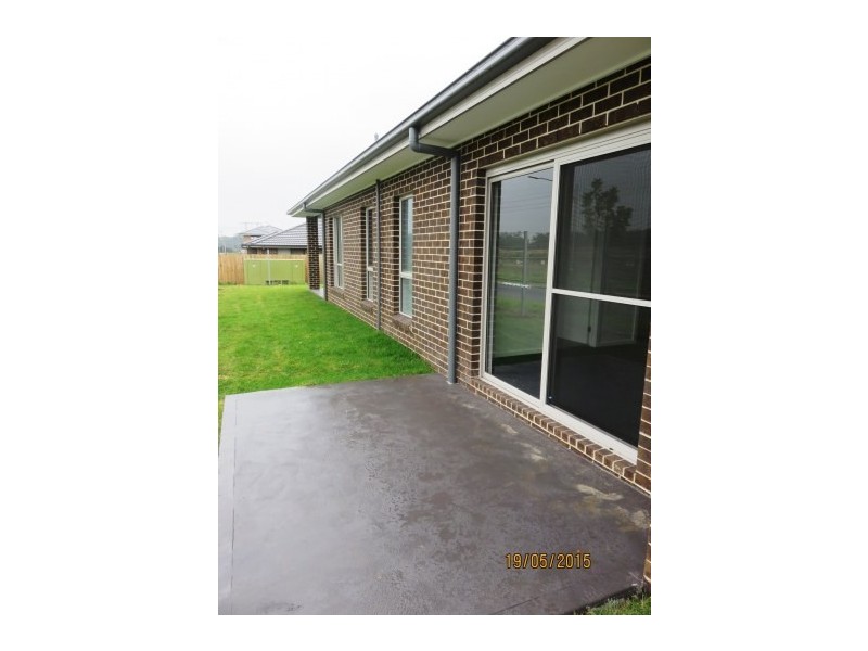 58 Easton Avenue, Spring Farm NSW 2570