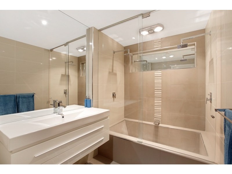 26 Frontignan Street, Eschol Park NSW 2558