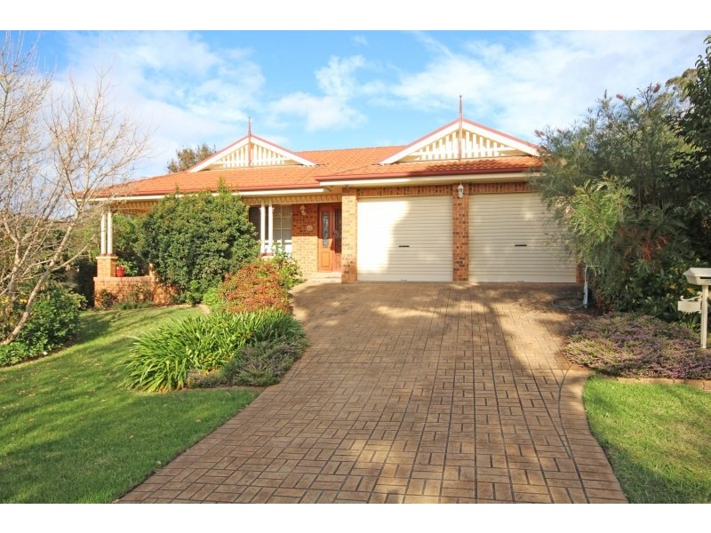 5 Buttercup Place, Mount Annan NSW 2567