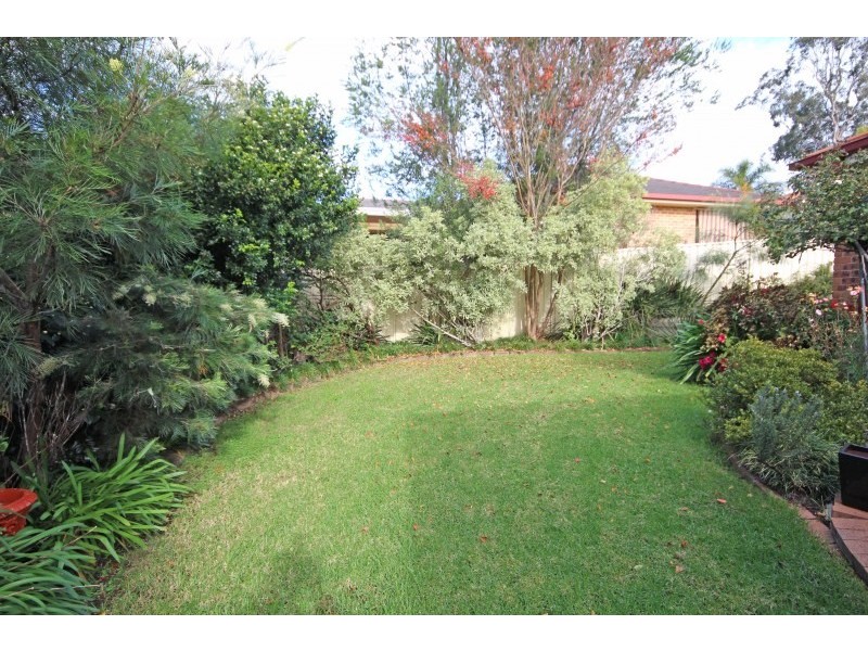 5 Buttercup Place, Mount Annan NSW 2567
