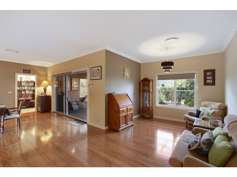 28 Rheinbergers Circuit, Elderslie NSW 2570