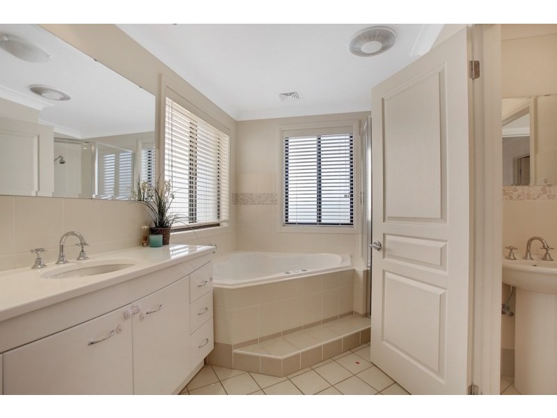 3 Marsilea Close, Mount Annan NSW 2567