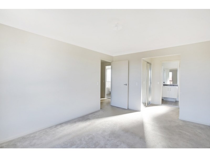 108 Minorca Circuit, Spring Farm NSW 2570