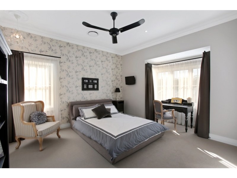 15 The Lanes, Kirkham NSW 2570