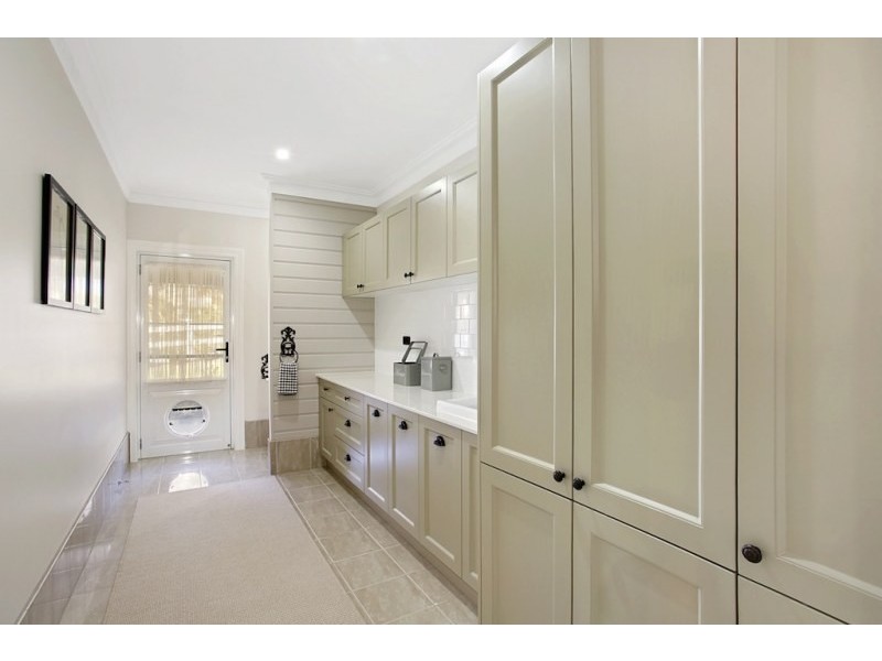 15 The Lanes, Kirkham NSW 2570