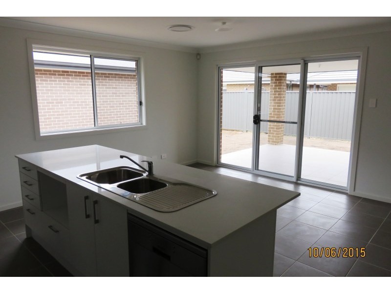 19 Challenger Street, Gregory Hills NSW 2557