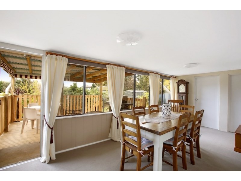 4 Barker Close, Camden South NSW 2570