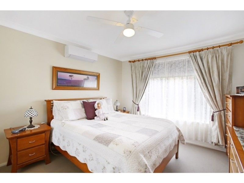 4 Barker Close, Camden South NSW 2570