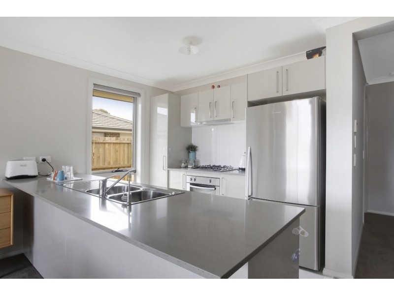 17 Gallina Drive, Spring Farm NSW 2570