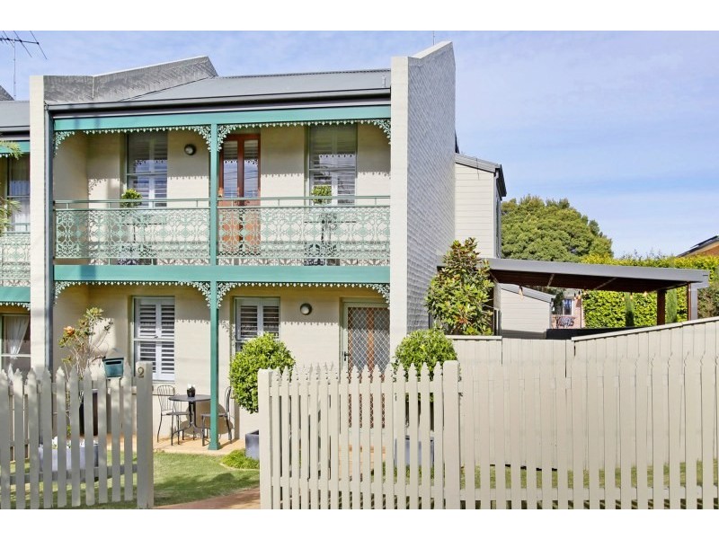 2/2 Rosalie Avenue, Camden NSW 2570