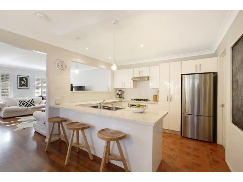 2/2 Rosalie Avenue, Camden NSW 2570