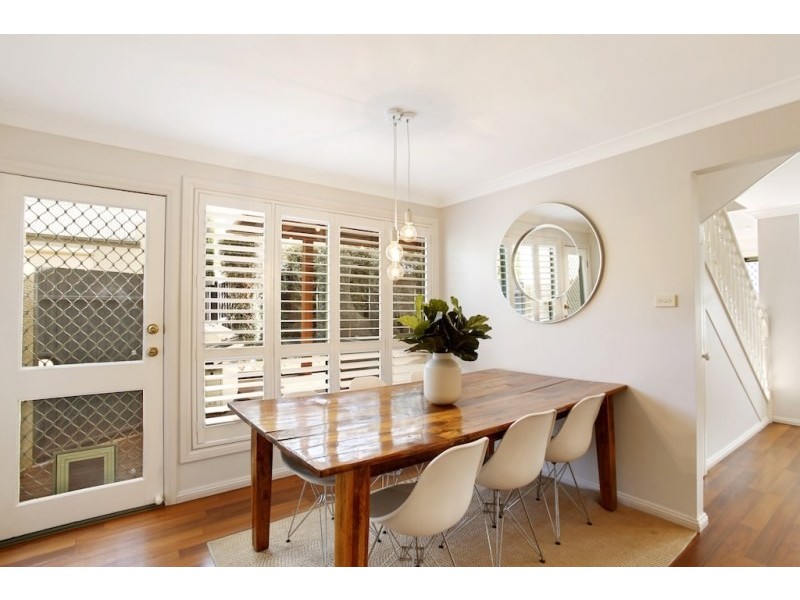 2/2 Rosalie Avenue, Camden NSW 2570