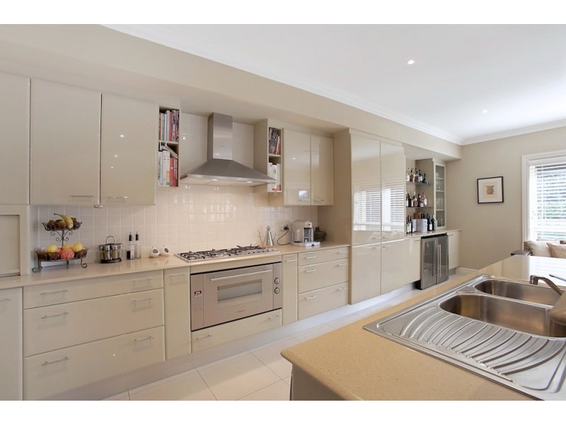 15 Bridgewater Boulevard, Camden Park NSW 2570