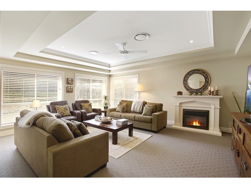 15 Bridgewater Boulevard, Camden Park NSW 2570