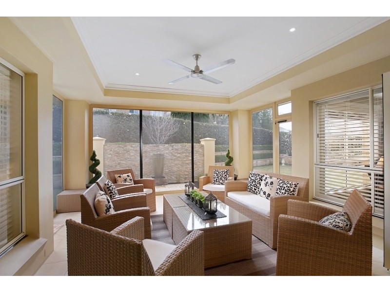 15 Bridgewater Boulevard, Camden Park NSW 2570