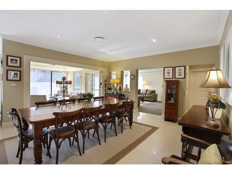 15 Bridgewater Boulevard, Camden Park NSW 2570