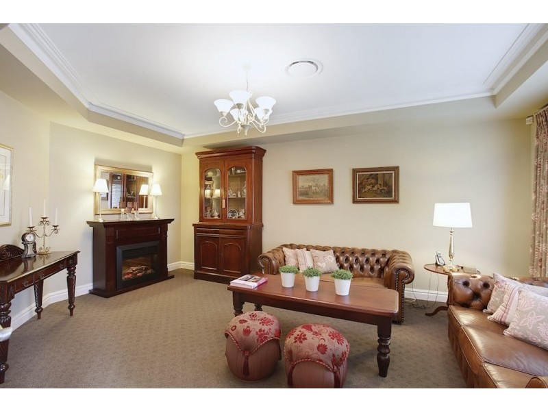 15 Bridgewater Boulevard, Camden Park NSW 2570