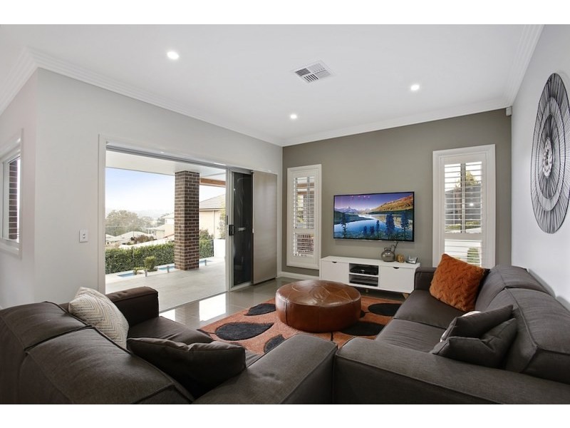 54 MacArthur Circuit, Camden Park NSW 2570