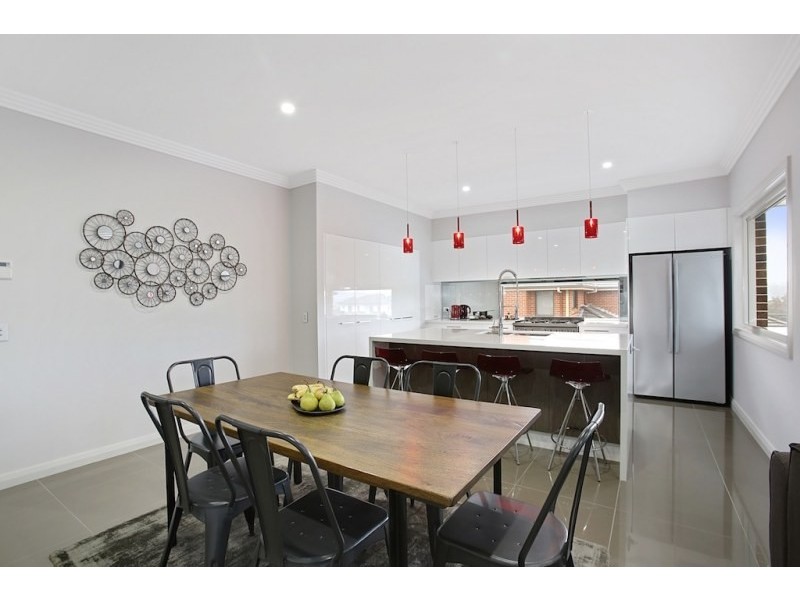 54 MacArthur Circuit, Camden Park NSW 2570