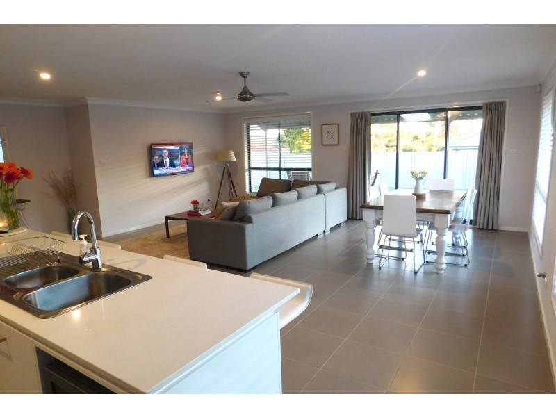 44 Crookston Drive, Camden South NSW 2570