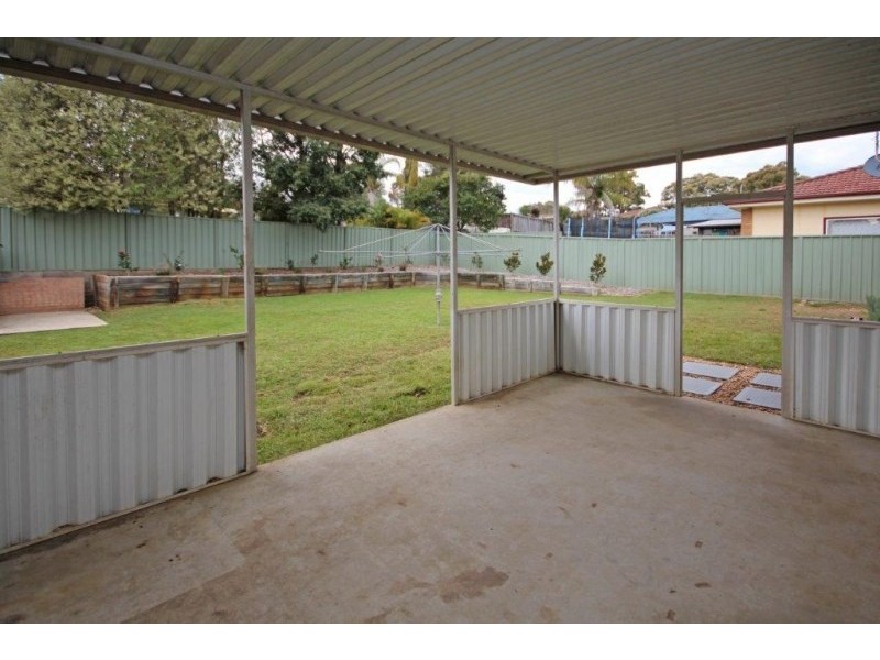 168 Campbellfield Avenue, Bradbury NSW 2560