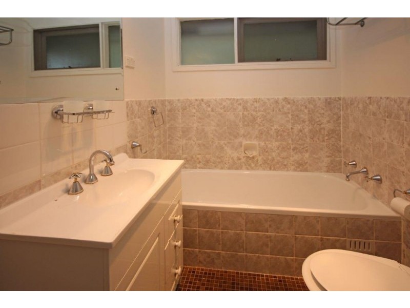 168 Campbellfield Avenue, Bradbury NSW 2560