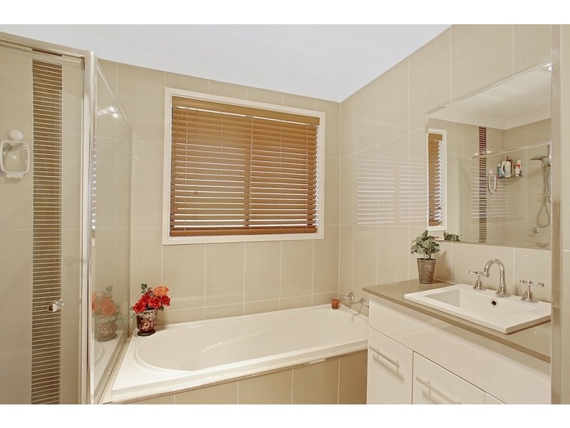 15 Vanderville Street, The Oaks NSW 2570