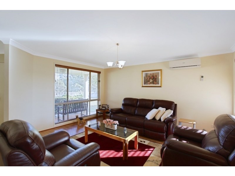 8 Kennedia Place, Mount Annan NSW 2567