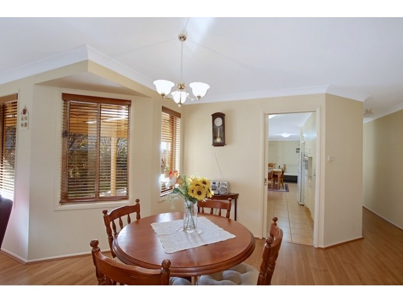 8 Kennedia Place, Mount Annan NSW 2567