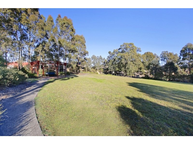 8 Kennedia Place, Mount Annan NSW 2567