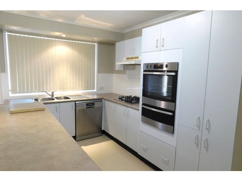 2 Fraser Place, Mount Annan NSW 2567