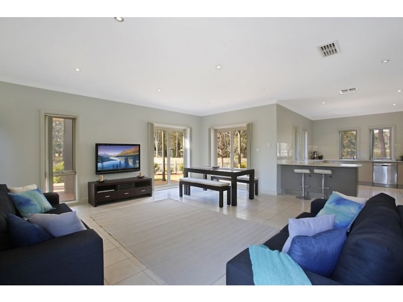 34 Birriwa Circuit, Mount Annan NSW 2567