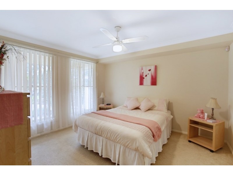 27 Lissanthe Street, Mount Annan NSW 2567