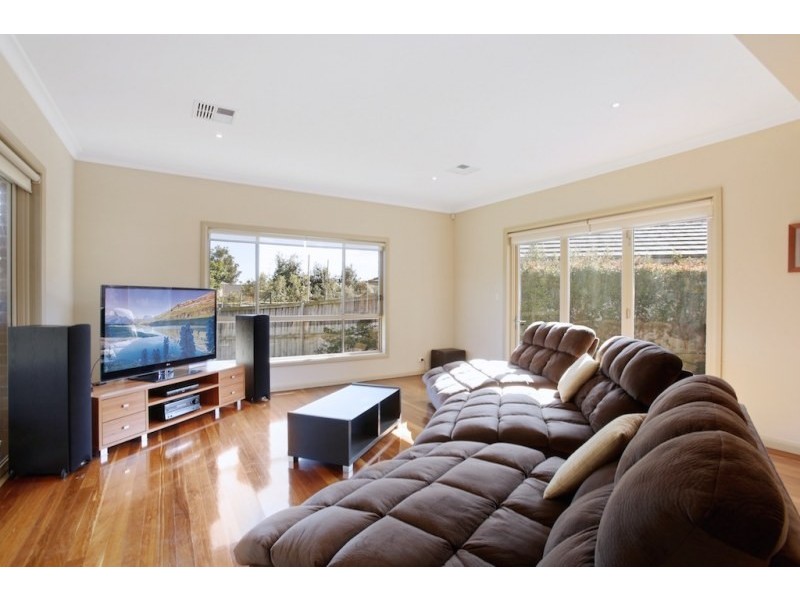 14 Wilmott Court, Camden Park NSW 2570