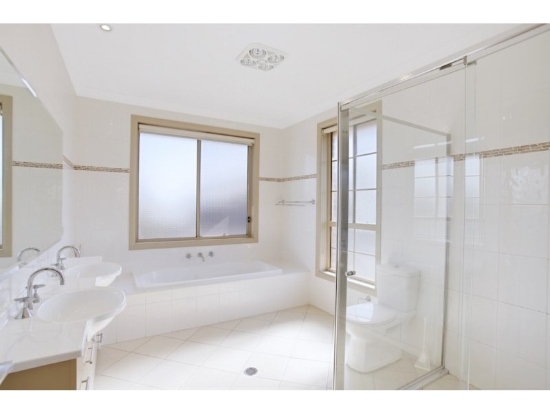 14 Wilmott Court, Camden Park NSW 2570