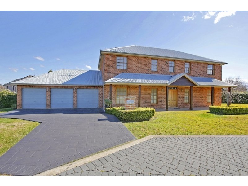 14 Wilmott Court, Camden Park NSW 2570