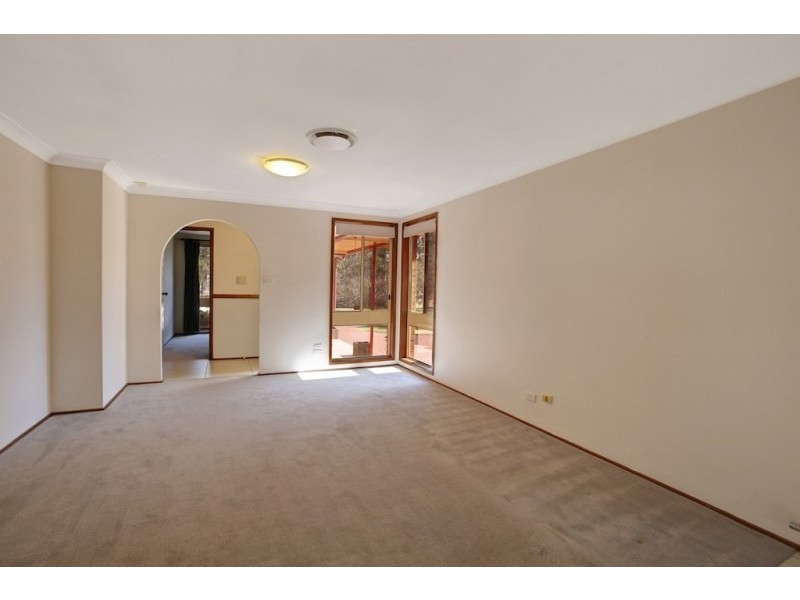 5 Hickey Place, Mount Annan NSW 2567